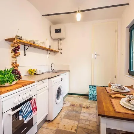 In Old Stone By Neretva River Appartement